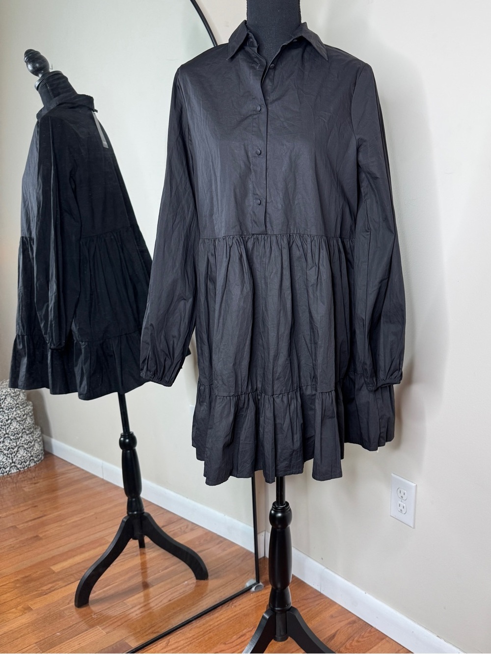 Nasty Gal Long Sleeve Mini Tiered Dress Black Size 6